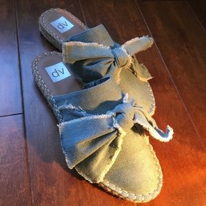 Dolce Vita denim espadrilles 8.5
